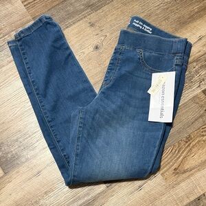 Amazon Essentials Women's Denim Jeggings
